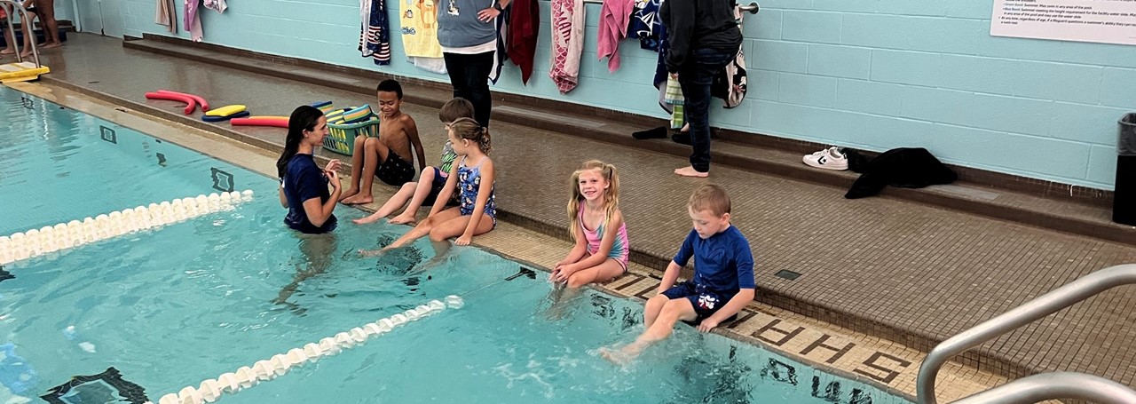 2nd Grade Elementary Students attend swim lessons at the YMCA!